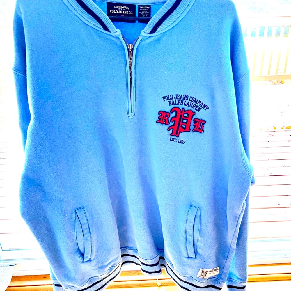 Men’s light blue jacket.